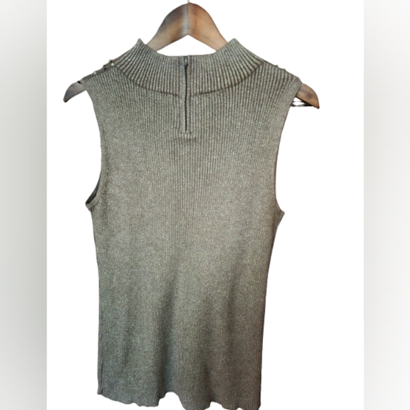 NWOT Lauren Michelle Sequin Sleeveless Metallic Sweater - Picture 2 of 3